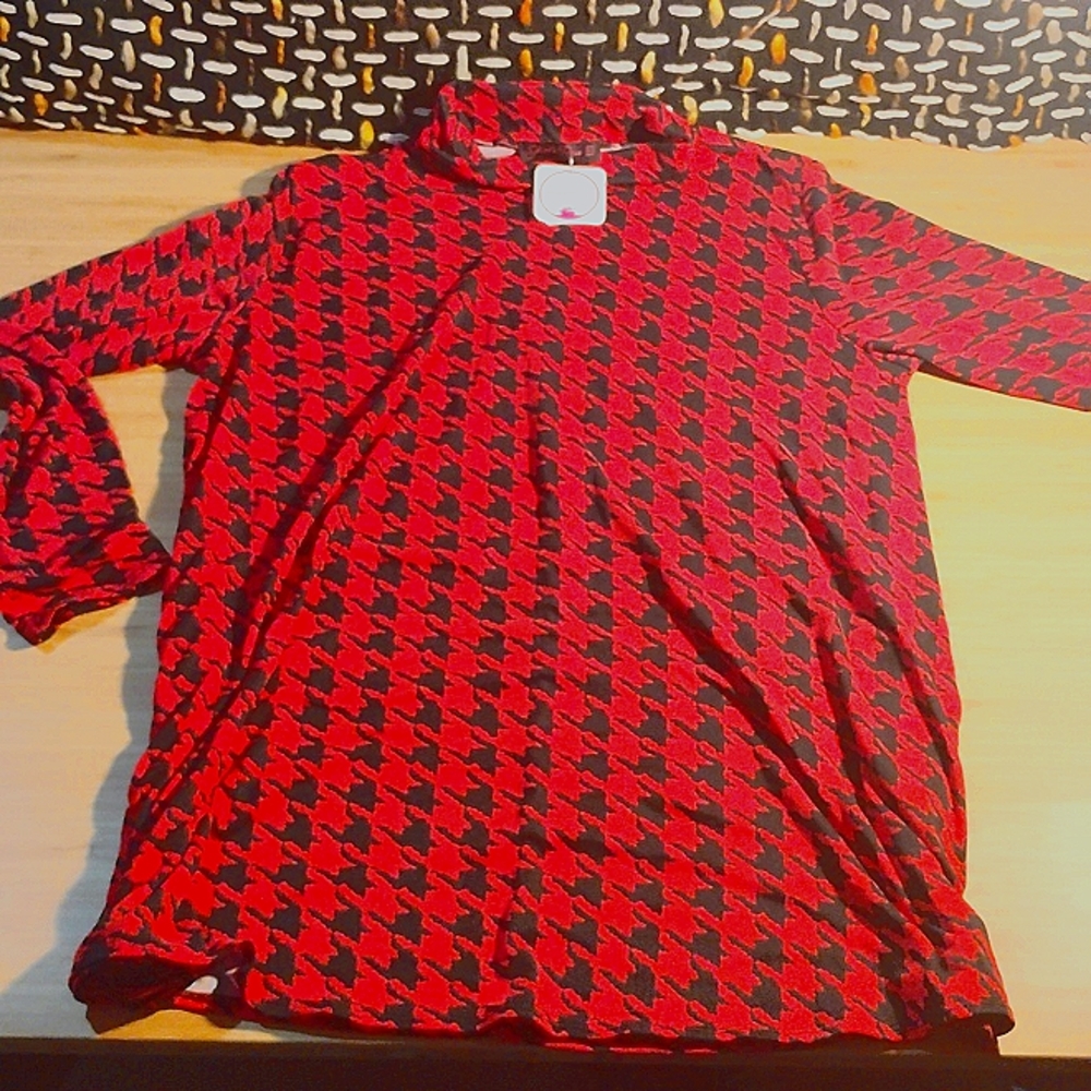 NWT Women's Long Sleeve 🐢 Neck